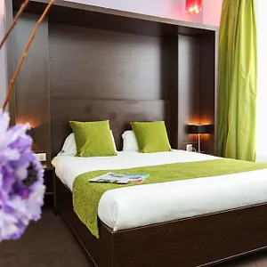 **** Hotel Le Rocroy Frankreich